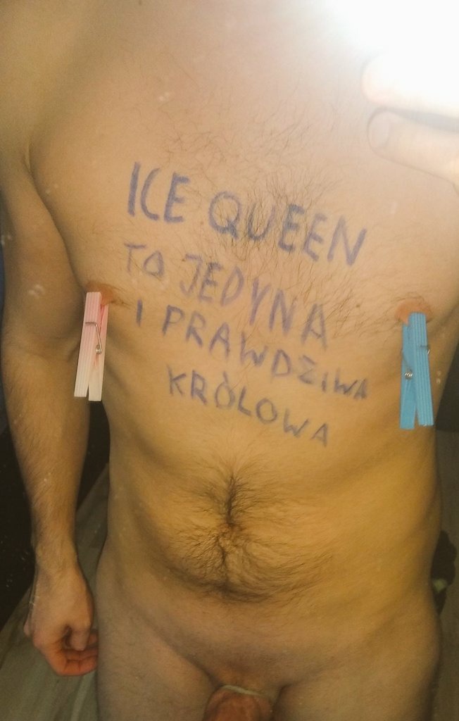 IceQuee52870331's tweet photo. Kolejny kundel wydojony , który następny 🤩
#findom  @Cuckertt @Retweets4Findom @Femdom__World @RTFeet3 @PromoDomin @Findom_Promo_J @rt_promo2k @RTFindomCam @findom4feet @Promosub2017 @RTtruealpha https://t.co/CNQsiyG6qe