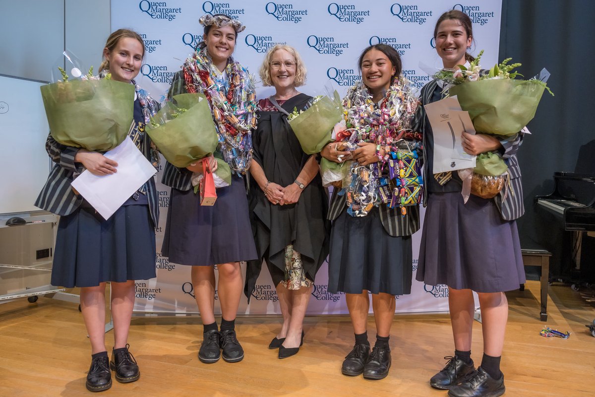 Lilly Taulelei tweet media