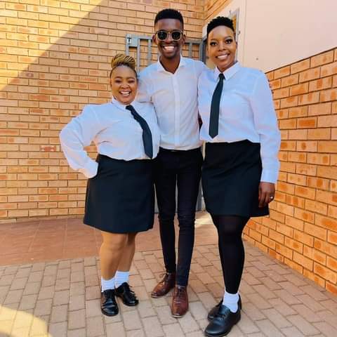 FisohSeni_SA's tweet photo. Hei guess who's back...! Delay post with @Nomcebozikode &amp; @Khanyomaphumulo https://t.co/bOtp5cfjOs