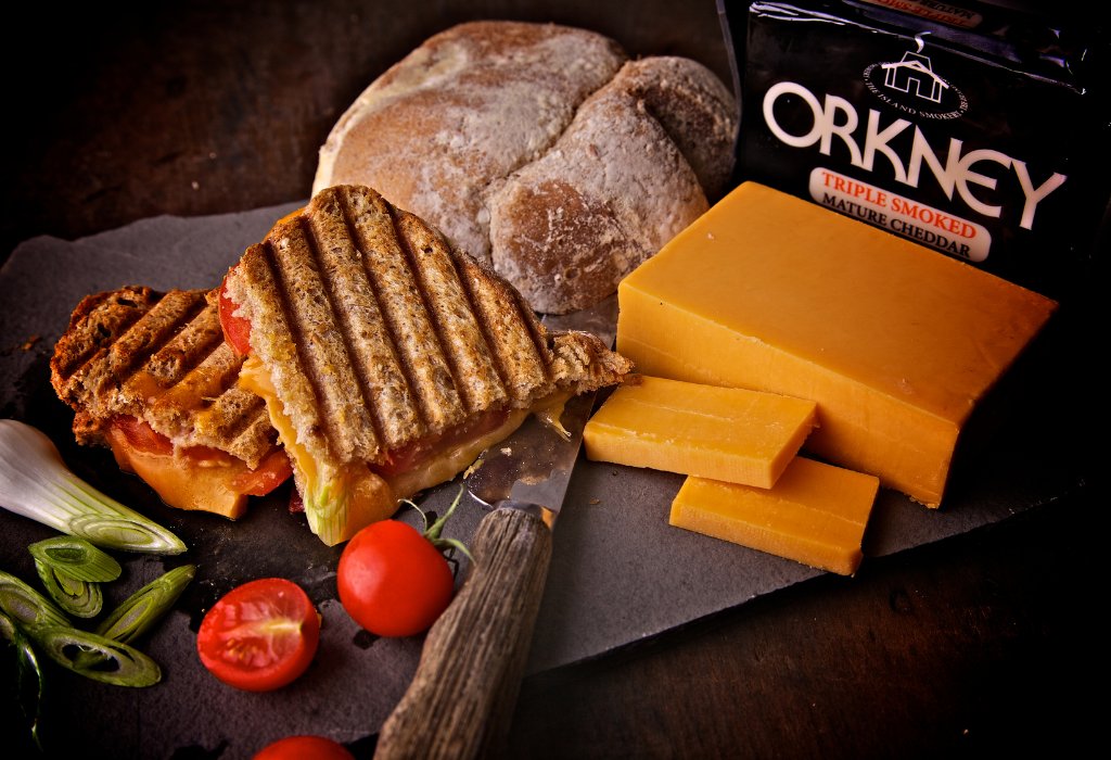 Country Living Christmas Fairs tweet media