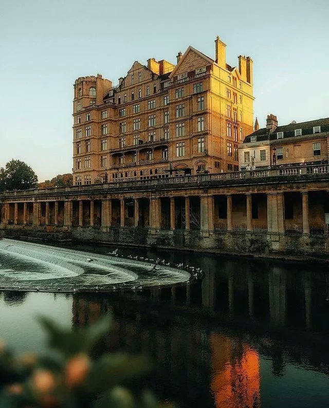 We've got @ellisreed01 taking over our Instagram this weekend to show off some of his stunning photos of the city. Make sure you're following: instagram.com/visitbath/