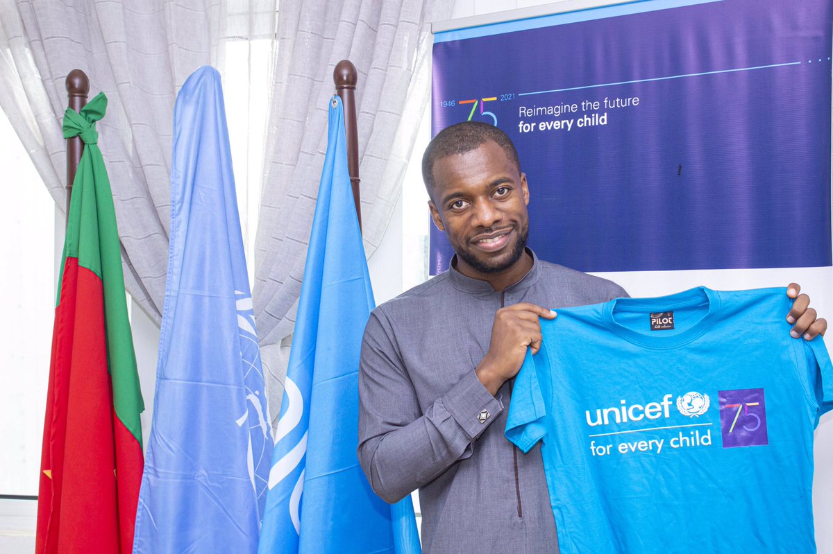 MrAfricaWriters's tweet photo. We are happy to support the staff of @unicefcameroon towards reinventing the future of kids in Cameroon.
#Corolearner
#TeamBuilding https://t.co/3Wf6Ro8Ebh