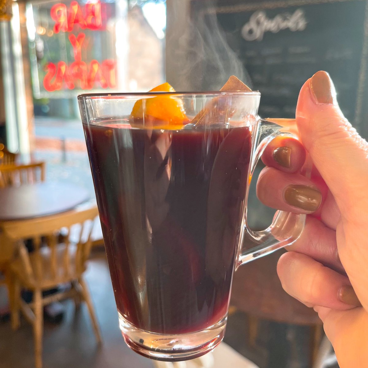Firing things up nice and early with our warm spiced sangria 🇪🇸🍷🔥

Available NOW to enjoy with us or take away  and enjoy alfresco 🔥

#spicedsangria #spiceupyourlife #takeaway #christmasdrinks #warmsangria #festiveseason #feelingfestive #lacantinaheatonmoor #heatonmoor