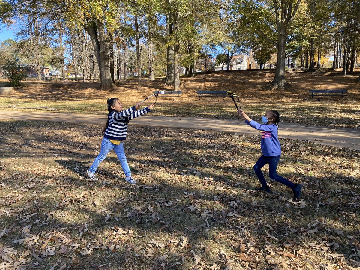 MaestraCallieG's tweet photo. Cherokee stickball with 2nd grade DLI @stevigirl5490 @MabletonES @TeamGrizzle2006 #ultimatelearningexperience #duallanguage https://t.co/LP7jXsLxSq