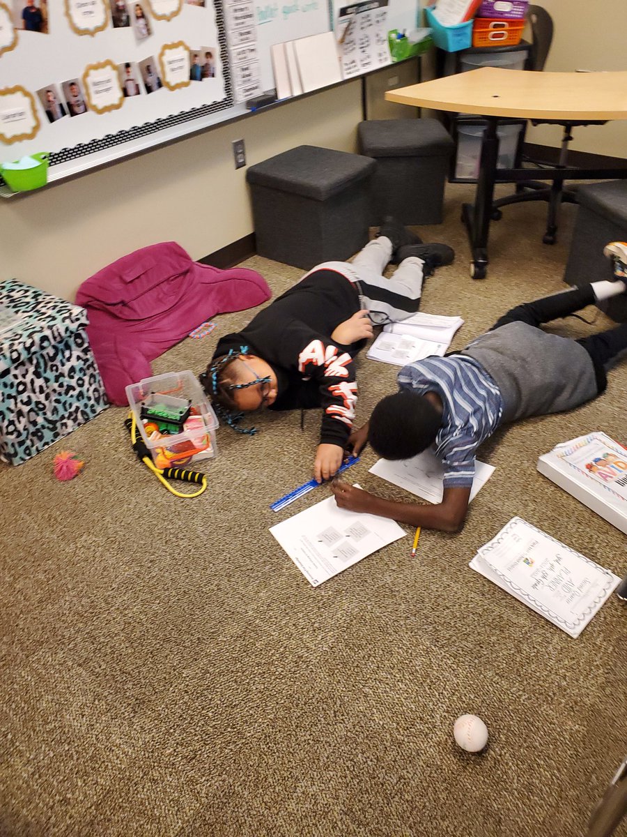 PMrowinski's tweet photo. Exploring energy transfer by observing colliding marbles. #Stemscopes #handsolearning https://t.co/GEoCJaqkS2