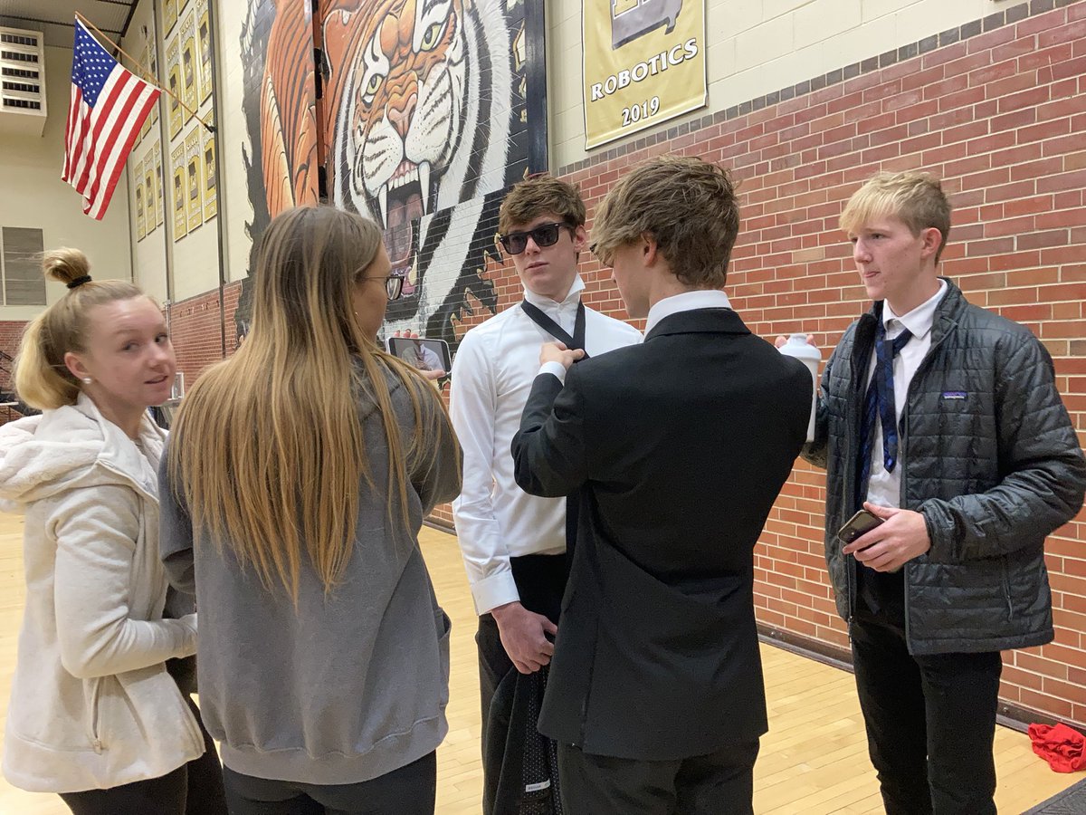 LSHSAthletics's tweet photo. Today we are learning how to tie a tie!Afraid that Keagan failed to master this skill #YouTubeLessons https://t.co/XGOAD8ITzN