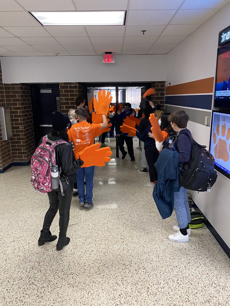 orangefevernshs's tweet photo. Good morning and happy high five Friday North Nation!@NSHSNorthNation @DanHornick https://t.co/Swxd6OwFrT