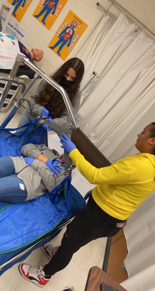 PonceMcHiCTE's tweet photo. Productive week for McHi’s Health Science students! Great job everyone! @McAllenISDCTE @McHiPride https://t.co/lRKuf6EeVh