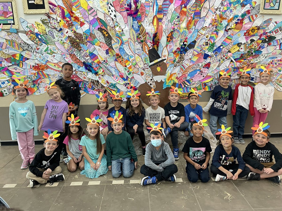 A Friendsgiving memory that will last forever 🦃  #fes #freiheit #comalisd