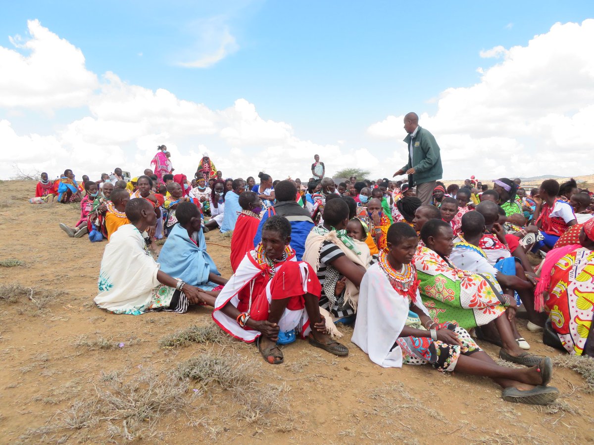 NaibungaC's tweet image. We are supporting our group ranches to register their lands as per Land Act 2016. Communities democratically elect 7 to 15 members of CLMC. We &amp;amp; our partners recognize the absolute land rights of our community members &amp;amp; this makes this process vital.  @conservancies 
@NRT_Kenya