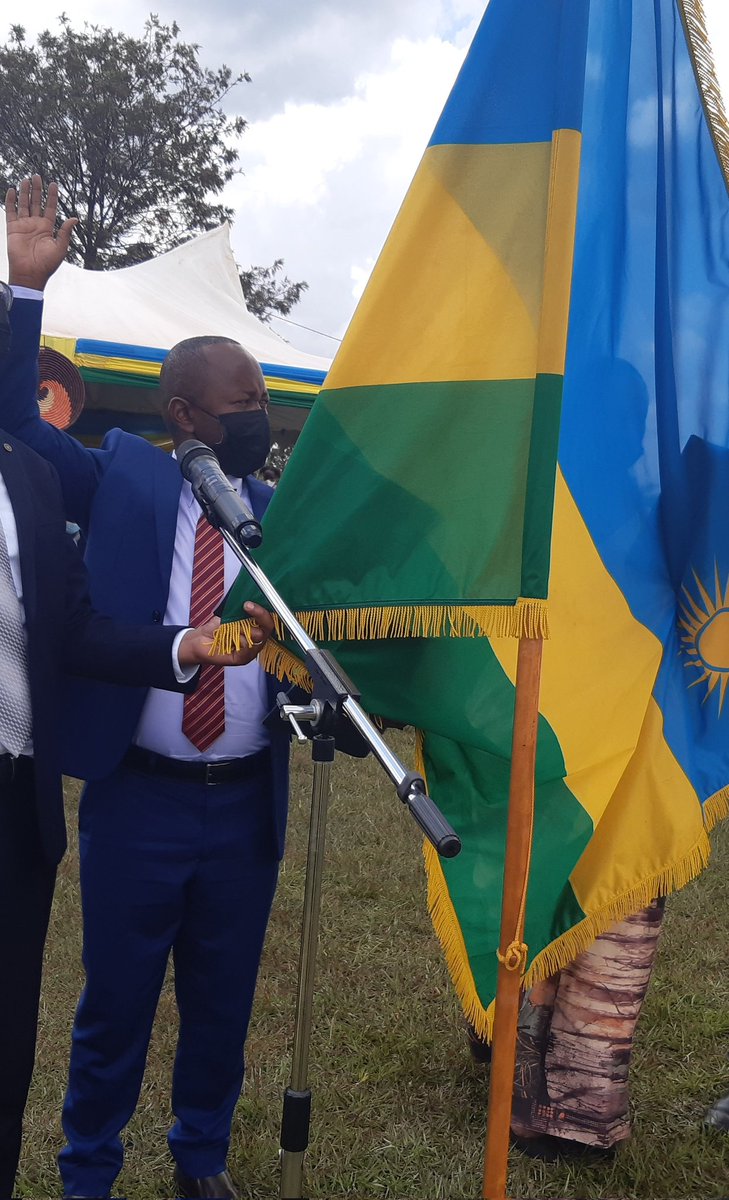 #Amatora2021: Nzirabatinya Modeste mu kanya yatorewe Umuyobozi w'Akarere ka Kirehe wungirije ushinzwe Iterambere ry'ubukungu <a href="/RwandaEast/">𝐄𝐚𝐬𝐭𝐞𝐫𝐧 𝐏𝐫𝐨𝐯𝐢𝐧𝐜𝐞 | 𝐑𝐰𝐚𝐧𝐝𝐚</a> <a href="/RwandaLocalGov/">Ministry of Local Government | Rwanda</a> <a href="/EKGasana/">CG (Rtd) Emmanuel K GASANA</a>
