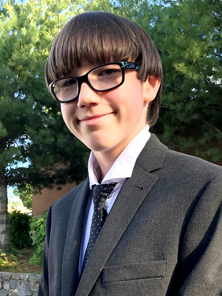 Principal's Blog: August Lee-Kovach, Harlem LAX Gear Drive, Apple Picking, Senior Aerial Photo
cchsmm.blogspot.com/2021/11/august…