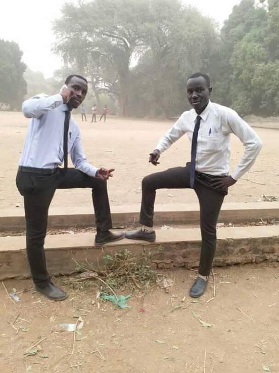 الاخ والصديق #نيوتن