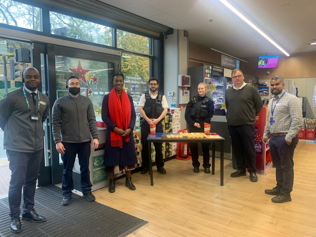 CoopParty's tweet photo. Shopworkers have been on the frontline as key workers since the start of the pandemic – but far too many experience abuse, threats or even violence. 

This morning, our MP @FloEshalomi spoke to staff at her local @CoopUK store about their experiences whilst at work. #Respect21 https://t.co/HLBHQupa63