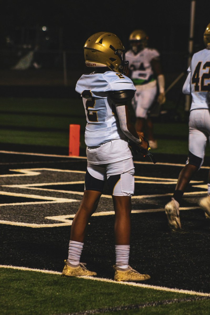 JudahKnight1's tweet photo. Heading to Brunswick, GA for the 2nd round of playoffs. @DaculaFB @DaculaRecruits @OfficialGHSA @PlayBookAthlete @BigFaceSportss #StepsOrdered https://t.co/Lkmkn5DiJQ
