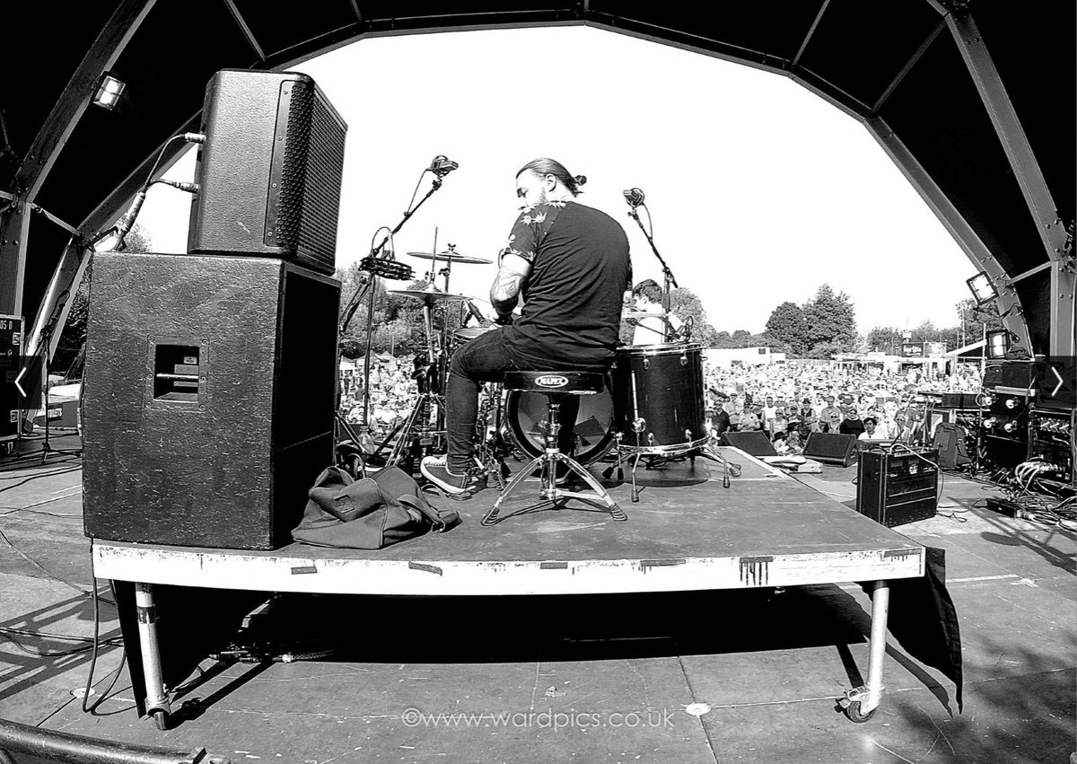 AlistageLtd's tweet photo. 🤗Feel Good Friday!🤗
@tpimagazine acknowledging @concert_atthekings & John ‘Grubby’ https://t.co/WigAbckY8B’s astonishing how much this charity event has raised over the years! We were also very fortunate to work alongside @NoNonsenseGroup #Rockagainstcancer
📸: @WardPics https://t.co/meHBN5MWfE