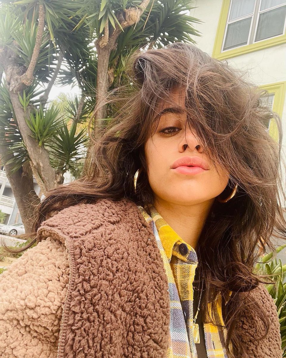 Camila_Cabello's tweet photo. big fat dump https://t.co/pB4onNxtjh