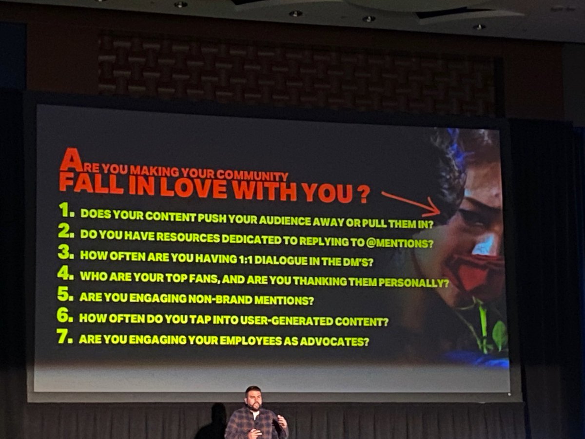 Darn! Thinking that there is not going to be a floppy disk reference but a reference to the Bachelor? I’ll take it! <a href="/carlosgil83/">Carlos Gil</a> #DSRAL