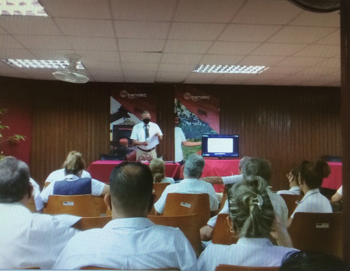 keniatinguily's tweet photo. #BandecGranma se prepara en las acciones del territorio para prevenir, descubrir y enfrentar situaciones de riesgo, amenazas, y agresiones a la seguridad interior en un escenario de guerra no convencional. 
#JuntosHacemosNacion https://t.co/t4zgJ059ll