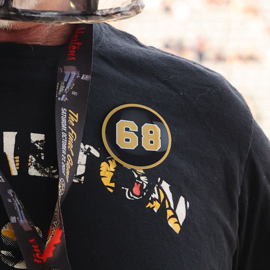 Ticats's tweet photo. We're celebrating the life of Angelo Mosca at today's regular-season finale.
The first 10,000 fans through the gates today will receive a #68 button, presented by @FirstOntarioCU, with a donation to @DementiaAlzh.
π: Gates open at 2:30 p.m.
#Ticats | #CFL| #RememberingMosca https://t.co/TpIcahfLCY