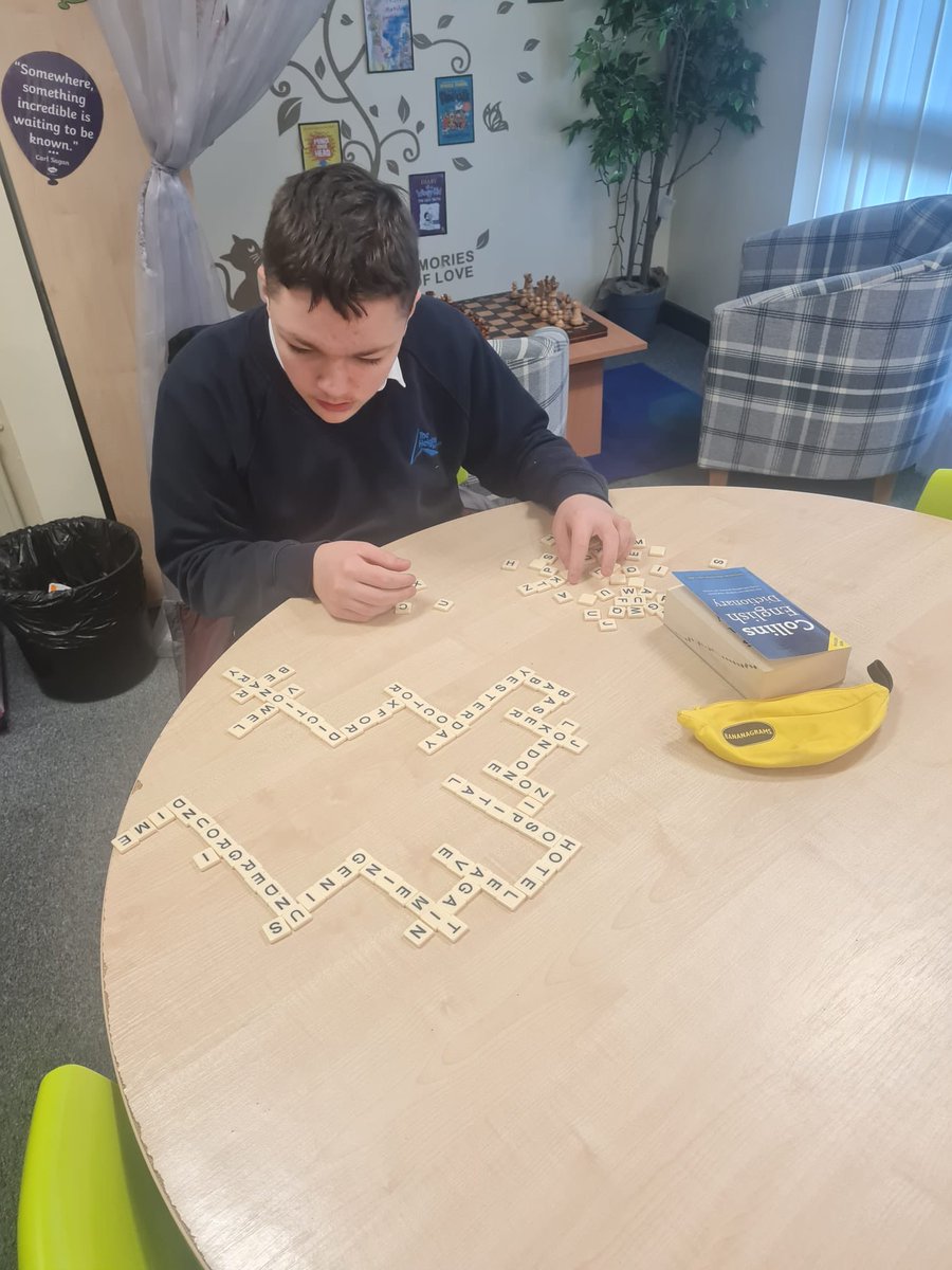 Excellent work in the The Link doing Bananagrams #SEND ⁦<a href="/Tillybeanlopez/">MrsLewis</a>⁩ ⁦@Head_TheHeights⁩ ⁦<a href="/TheLinkTheHeig1/">Gillian Lucas</a>⁩