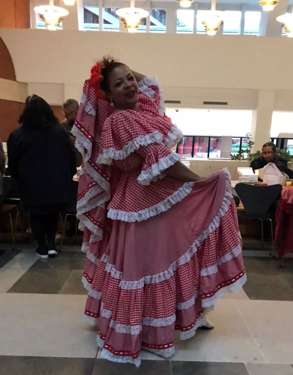 MVRColombia's tweet photo. Y por último hoy...

@MVRColombia #museumforme 
and @BL_Americas were joined  by the incredible Marta and Libardo, supporting @EnlaceCEVUKI @ComisionVerdadC, putting cumbia at the heart of 
@britishlibrary for #BeingHuman2021.

Un día estupendo ¡Gracias a todos!

@ahrcpress https://t.co/6nRIlQNoJP