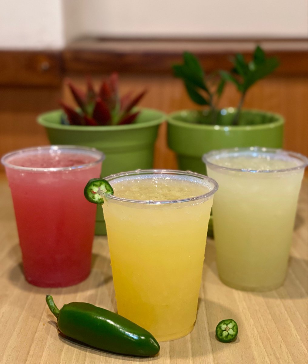 GreenTomatoOC's tweet photo. Don't forget to stop by any of our locations and try our Jalapeno Mandarin Lemonade🍊
~
~
Made to spice up your days😋
#greentomatogrill #vegan #healthy #glutenfree #ocfoodie #yelpoc #smallbusiness https://t.co/GXlLzwtqvG
