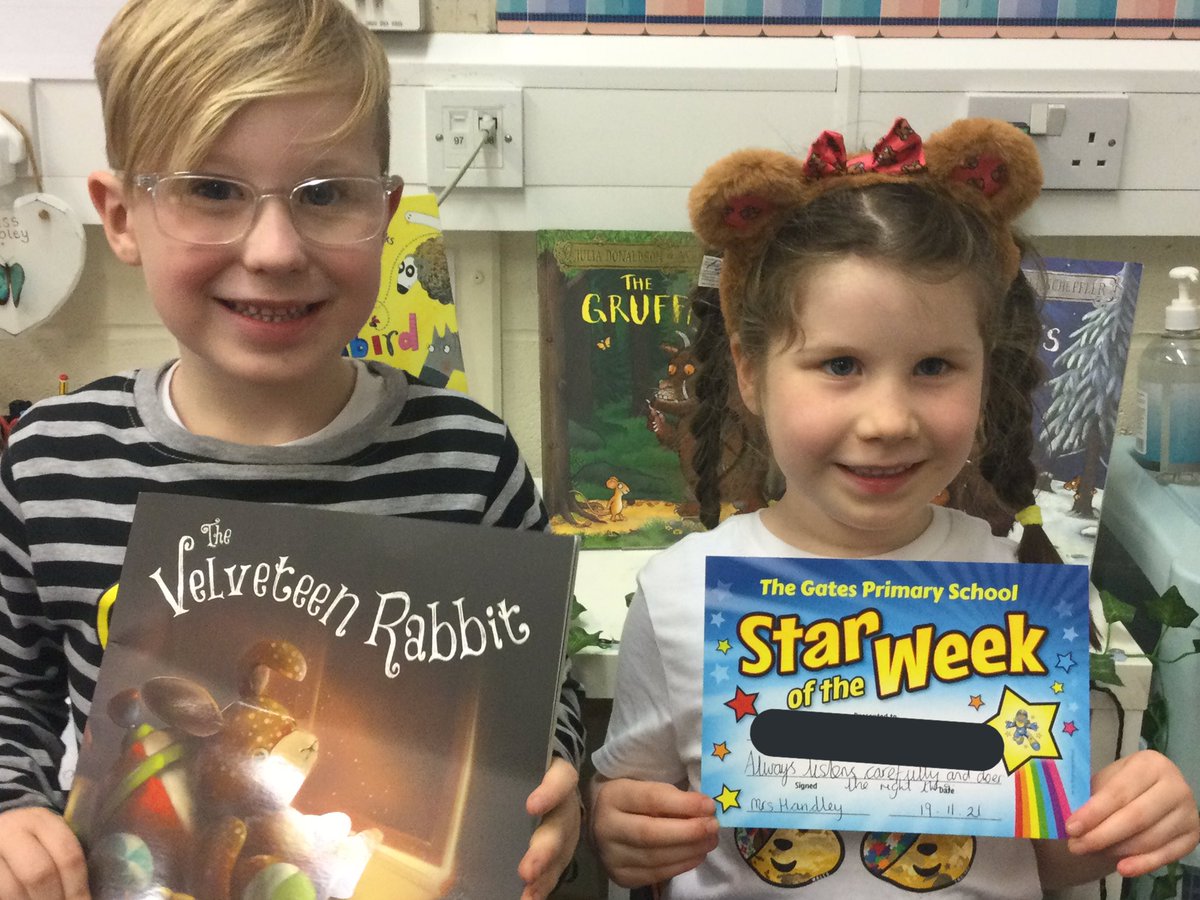 GatesPuffin's tweet photo. Well done to Puffins Class’ Star of the Week and Reading Challenge winner. ##starofweek https://t.co/WVF5bSddKo