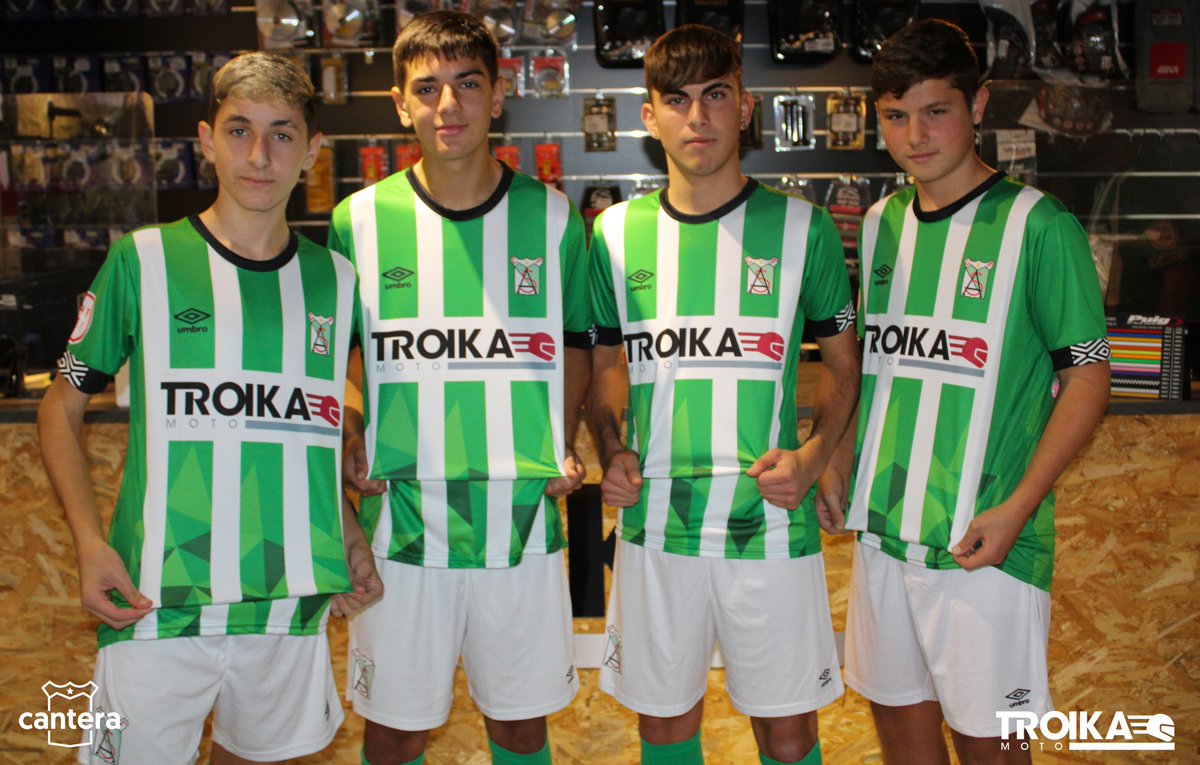 ASCF_Cantera's tweet photo. 🤩 Troika Moto Parts, nuevo patrocinador oficial de nuestro Cadete A.

🛵 Troika Moto cuenta con la máxima calidad en recambios y equipaciones para talleres y accesorios para motos.

¡Gracias por la confianza depositada en nuestra cantera! 💚

#HazañaSanluqueña #AscfCantera https://t.co/04S5zvHp52