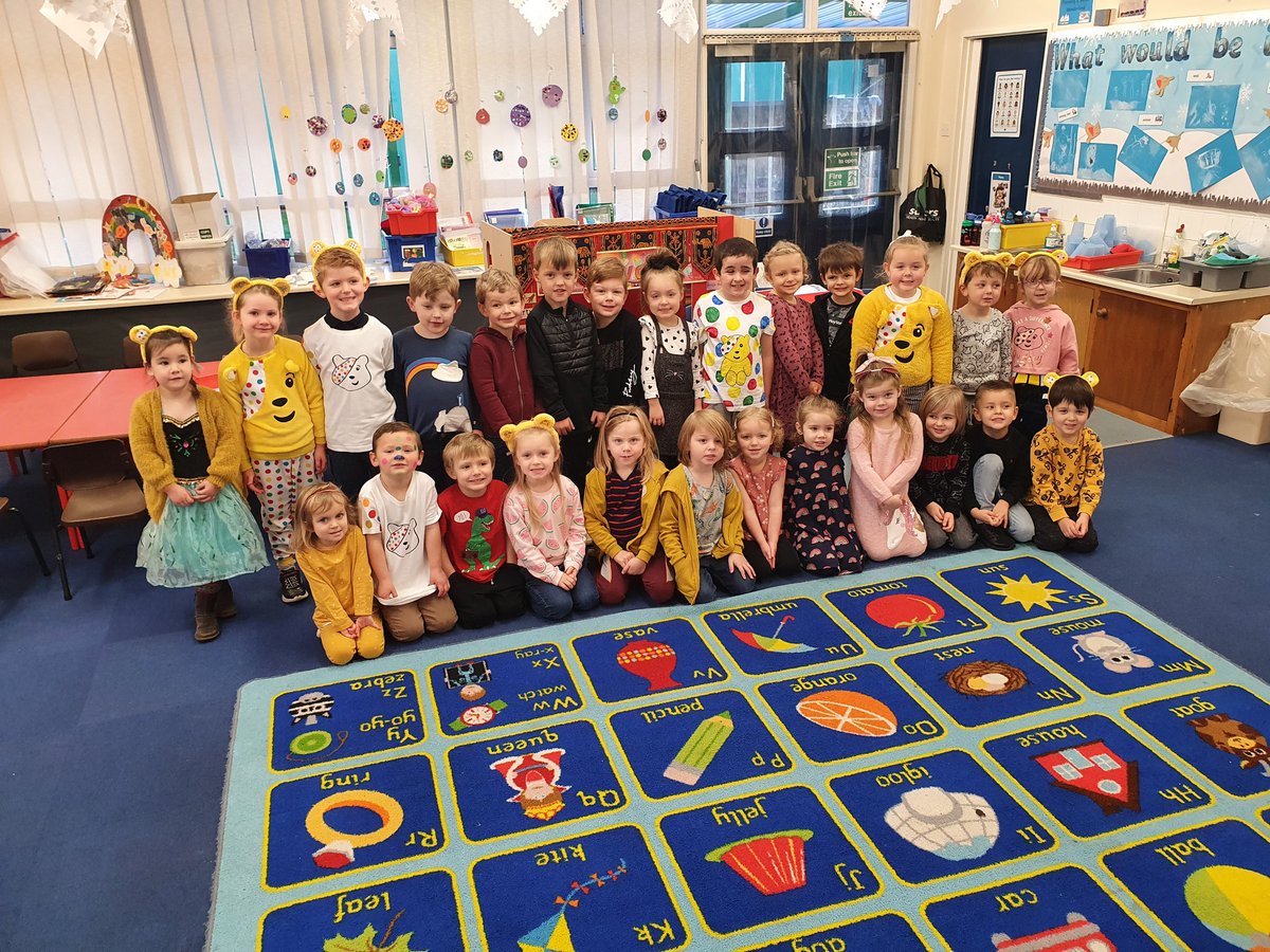 Mrs_Bartle's tweet photo. The reception children @SpilsbyPrimary @InfinityAcad were dressed up today to raise money for #childreninneed2021 . https://t.co/aibqQ11Kqy
