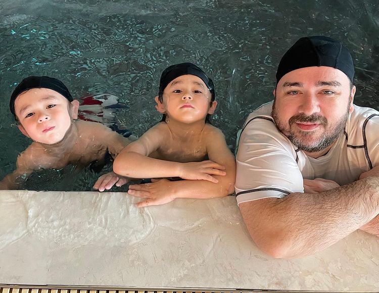 hammingtons_'s tweet photo. hammington fam will leave TROS 😭 let us continue to support them as a family, we will miss u! https://t.co/7wXsgzfjmZ