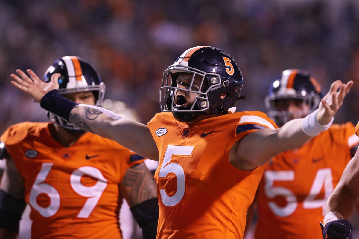 Five predictions for #UVA's game against Pitt. 

247sports.com/college/virgin…