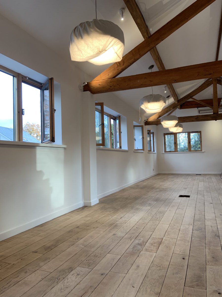 LtdFlexible's tweet photo. Week 4 – Lights installed and decoration of walls and woodwork complete.  Our new FBI sign has been installed along with a new Samsung Frame TV! Floor protection has been lifted ready for the wax oil floor covering to be applied next week. https://t.co/EArqvBIuIg
