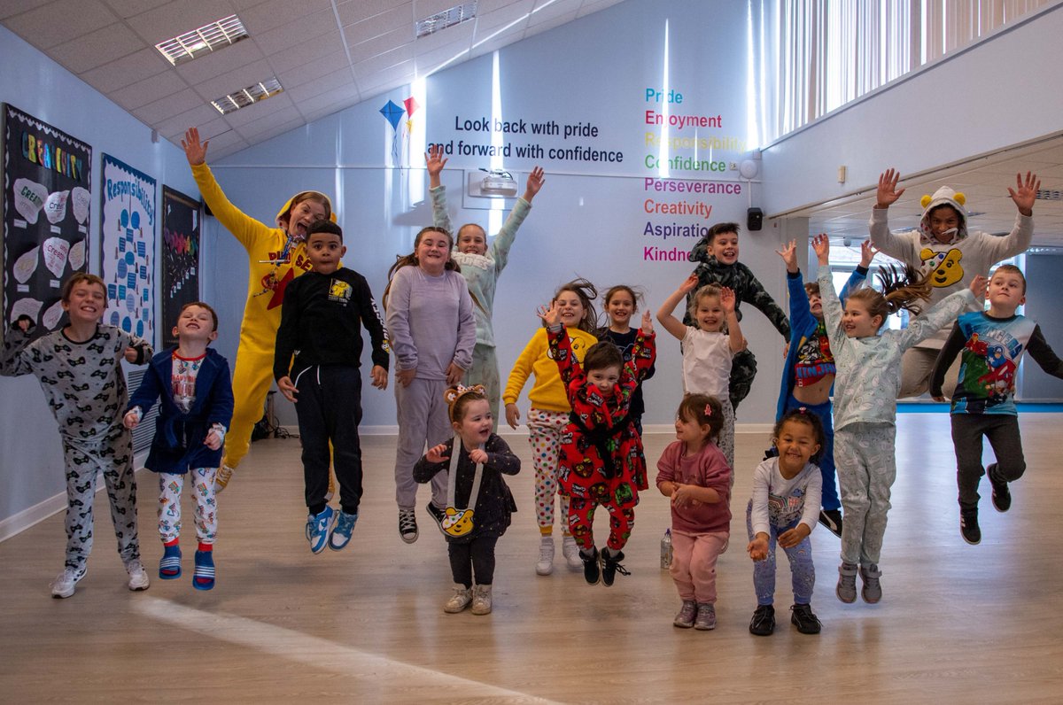 FlyingHighTrust's tweet photo. @StansteadFHT have been busy raising money today for #ChildrenInNeed - wearing their pyjamas to raise money. Great work 😀
#PyjamasDay https://t.co/5Lrpc3L1s0