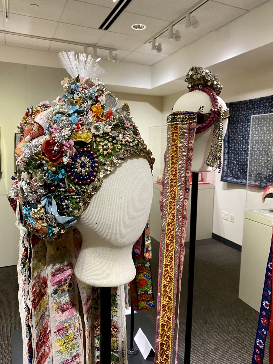 CRtourismoffice's tweet photo. Check out the detail on these headdresses in the Crowning Glory exhibit @NCSML 😍
Learn their story and view the 100+ handmade pieces in person until February 27th.
#NCSML #czech #slovak #museum #cedarrapids #iowa #crtourism #cedarrapidstourism #crowningglory #thisisiowa https://t.co/kSP6zDtBoF