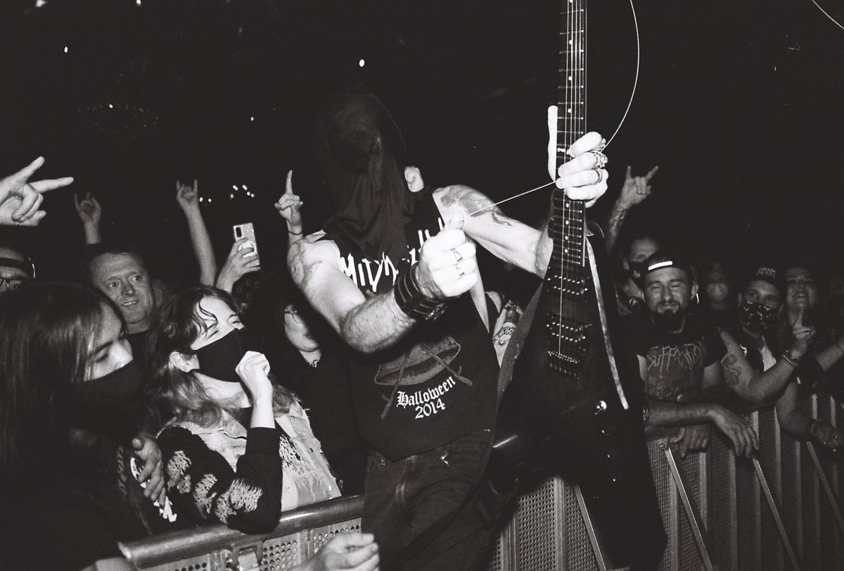 forgerelli's tweet photo. #midnightband 9/25/21 #athenar #bandphotography #musicphotography #concertphotography #livemusicphotography #photography #photooftheday #photograph #midnightviolators #blackandwhite #blackandwhitephoto #blackandwhitephotography #bnw #filmphotography #35mm #35mmfilm #filmsnotdead https://t.co/epeNfZUDiF
