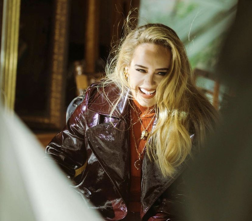 adelefansph's tweet photo. Kuwait 🇰🇼 Apple Music — Songs:

#1. "#EasyOnMe ￼" [+10]

— 112 #1's on Apple Music around the world.

@Adele's "Easy On Me" extends its record as the song with the most #1's on Apple Music HISTORY (112 #1's). #EasyOnMe ￼  #Adele30 ￼ https://t.co/XtnK1dv514