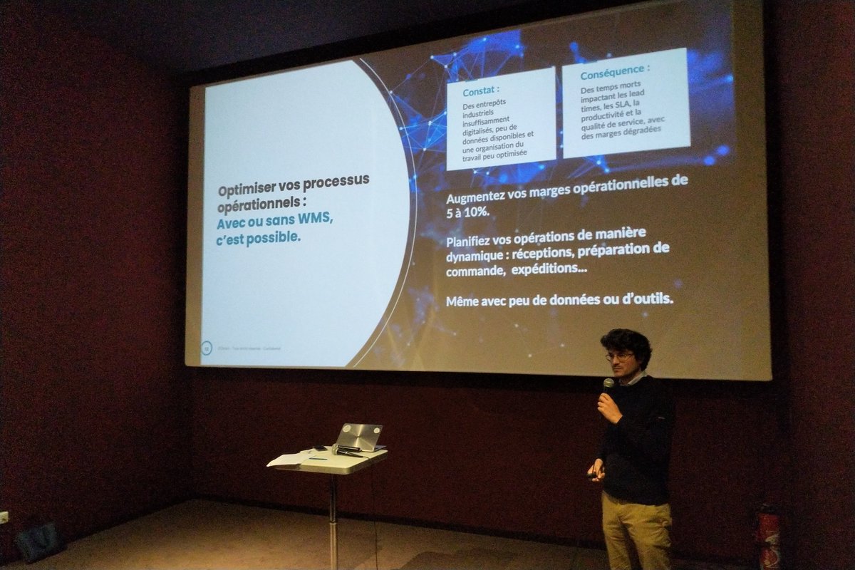 DCbrain_feed's tweet image. 📷 Retour en images sur notre conférence &quot;Pour une #Intralogistique optimisée grâce à l&apos;IA hybride&quot;. 
Un grand merci à tous nos participants pour la qualité de nos échanges mais aussi à nos speakers Benjamin de Buttet et Nicolas Gallée.

Voir le Replay 👉 hubs.li/H0_wJ5Z0