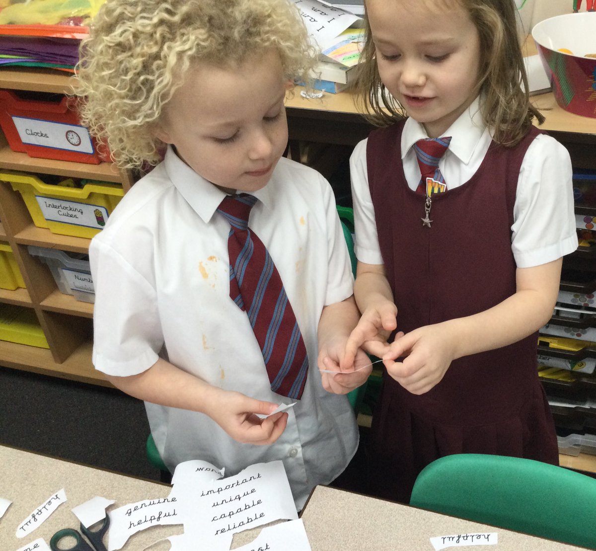 ThomasYear2's tweet photo. As part of #AntiBullyingWeek we talked about using kind words. We had a list of kind words and we chose one to give to our friends. We then created a collage. #gstceart #gstcepshe #onekindword https://t.co/0pwcsTJXRK