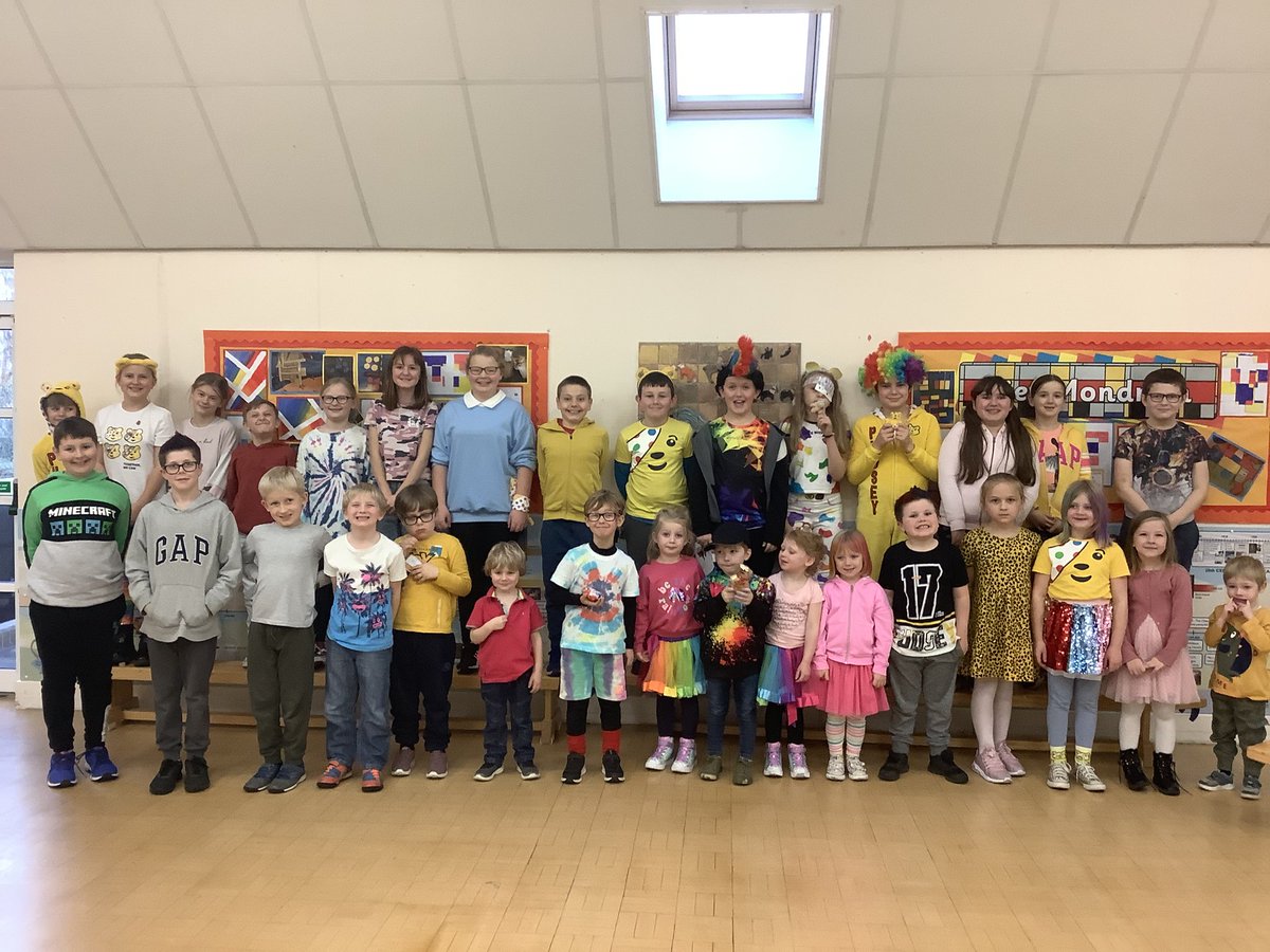 SchoolReedness's tweet photo. Thank you to everyone who donated today and came dressed up. We raised £75 for @BBCCiN #ChildreninNeed https://t.co/1Ry6bwnHGK
