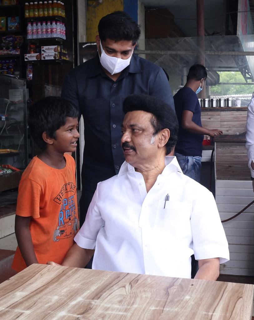 SDM_official1's tweet photo. BEST CM OF SOUTH INDIA.....

#YSJaganMarkGovernance #Stalin
#JaganMohanReddy #DMK #DMKGovt

Retweet 🔄                       Like ❤️ https://t.co/wgG6G4bK3s