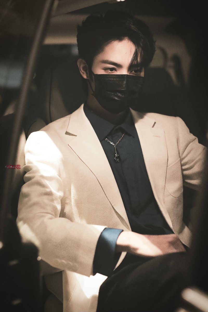 😳😳😳

©空港·罗一舟

It's been a while 🥺