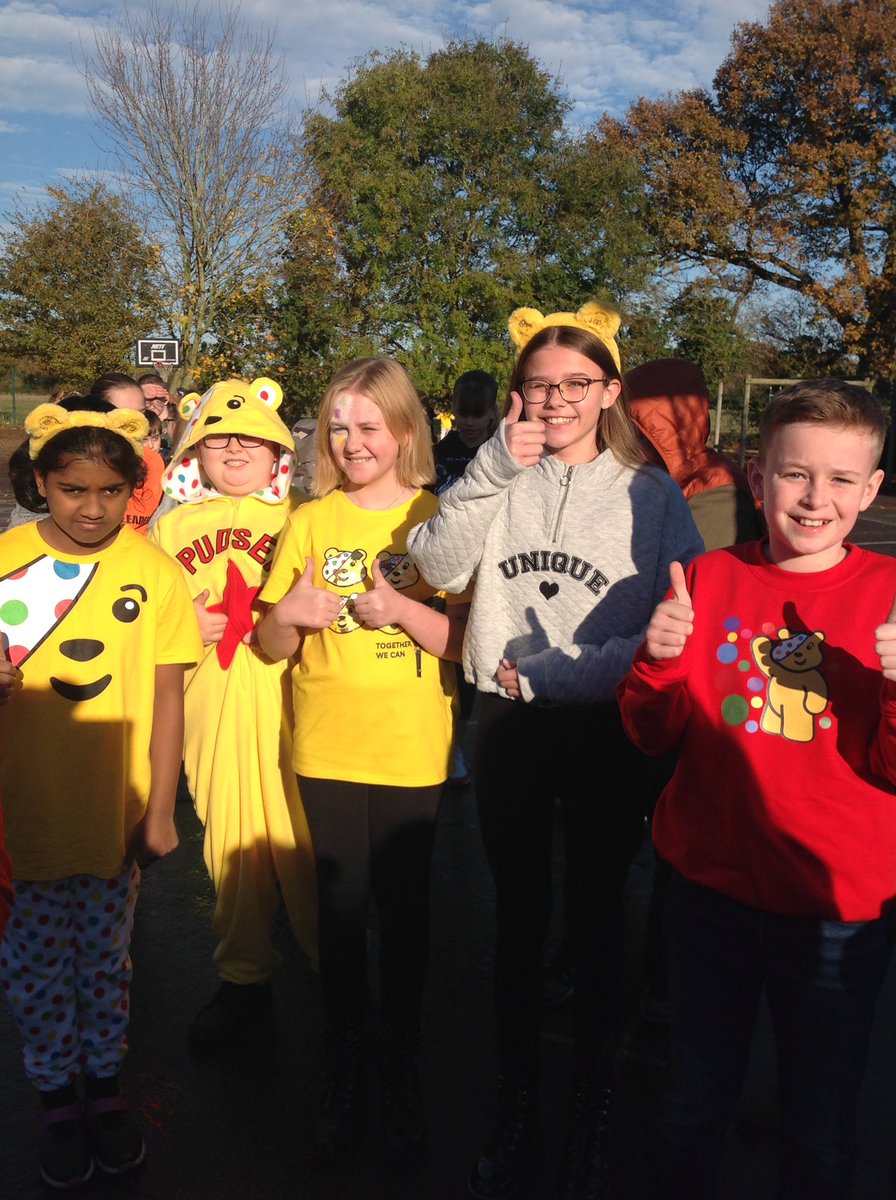BlundestonPri's tweet photo. Excellent day at Blundeston, raising money for Children in Need 🐻 https://t.co/ieiJIFSVoL