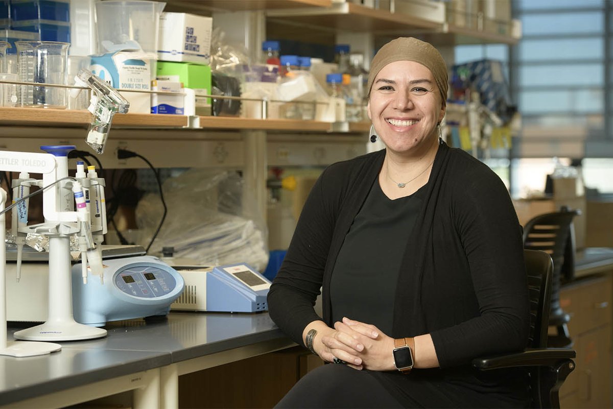 UAZBIO5's tweet photo. Researcher Spotlight: Dr. @may_khanna is a professor @UAZMedTucson and member of @UAZCIBS & @UAZBIO5. Dr. Khanna and her class created Cliacept Inc., a startup aimed at finding a cure for #Alzheimers. #AlzheimersAwarenessMonth
https://t.co/medoEg9GDs https://t.co/2vWZa8Wgvs