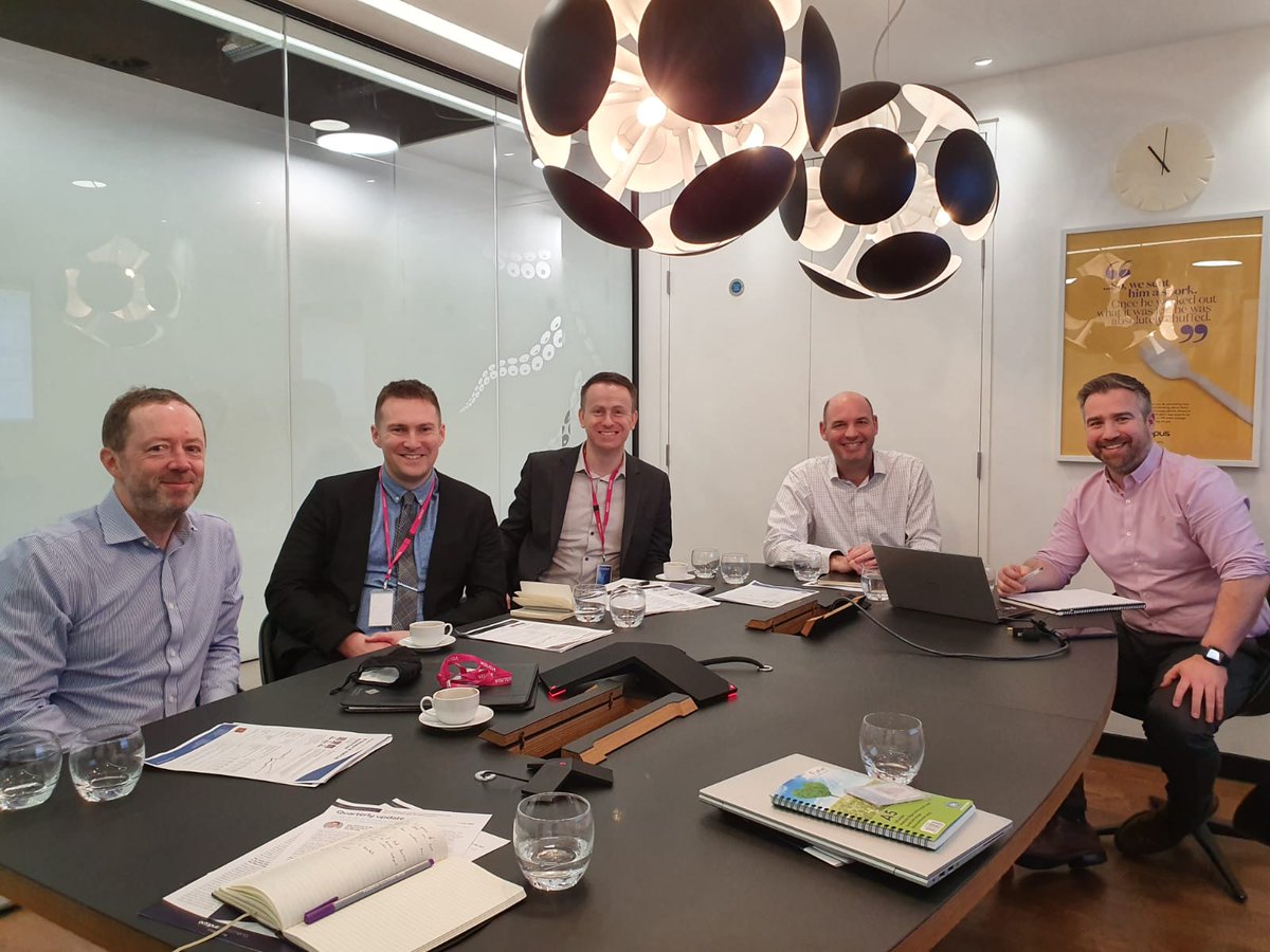 sfplanningabz's tweet photo. Great trip to London for #AJBellInvestival and a chance to meet Richard Power, fund manager of @Octopus_UK UK Micro Cap Growth Fund. https://t.co/oYfEmueRNz