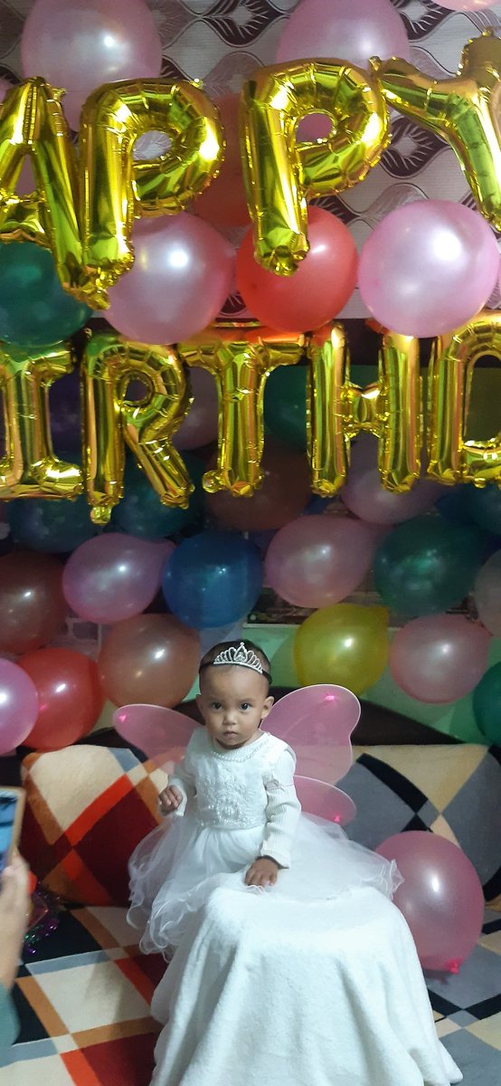 subhashtamang03's tweet photo. #BirthdayCelebrations 1st Birthday Celebrations of my little princess 👸 🎂🍰🥳 My princess received lovely Gifts 🎁 https://t.co/DUKcAJwrCd