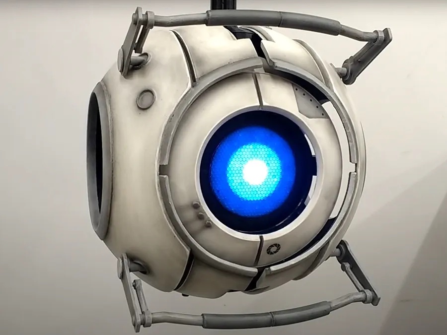 FlexbotKits's tweet photo. This Portal fan brought Wheatley to life as his own personal assistant: The video game Portal 2 is widely regarded as a classic that introduced players to several memorable characters, including one of the main protagonists-turned-antagonists, Wheatley.… https://t.co/XxoVK1bLsf https://t.co/lO0COdW8wk