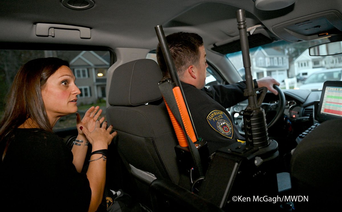 ken_mcgagh's tweet photo. A top cop from Ireland came to #Framingham this week to learn about @FraminghamPD #coresponse program that pairs an @Advocates_Inc clinician with police on patrol. @LillianWEden story: https://t.co/PqB7NubTD9 https://t.co/kTfTf5yGFq