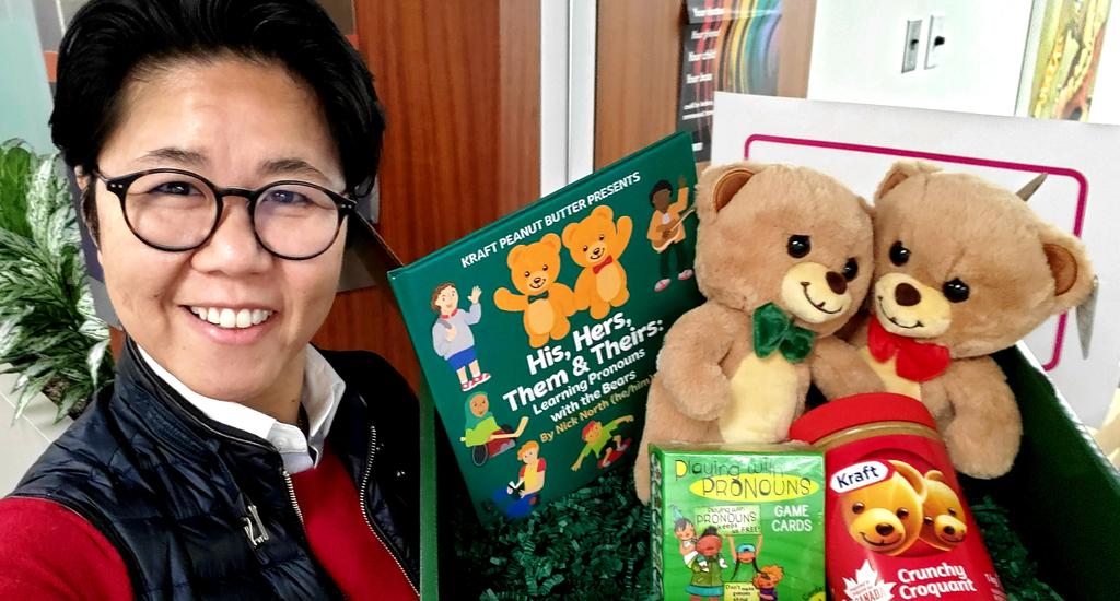 kristynwongtam's tweet photo. Let's #StickTogether and have some fun normalizing conversations around pronouns. Books like "His, Hers, Them &amp; Theirs: Learning Pronouns with the Bears" is a great way of starting that dialogue. Book sales support the valuable work of @RainbowRailroad! #TransgenderAwarenessWeek https://t.co/7TRkOQXr0b
