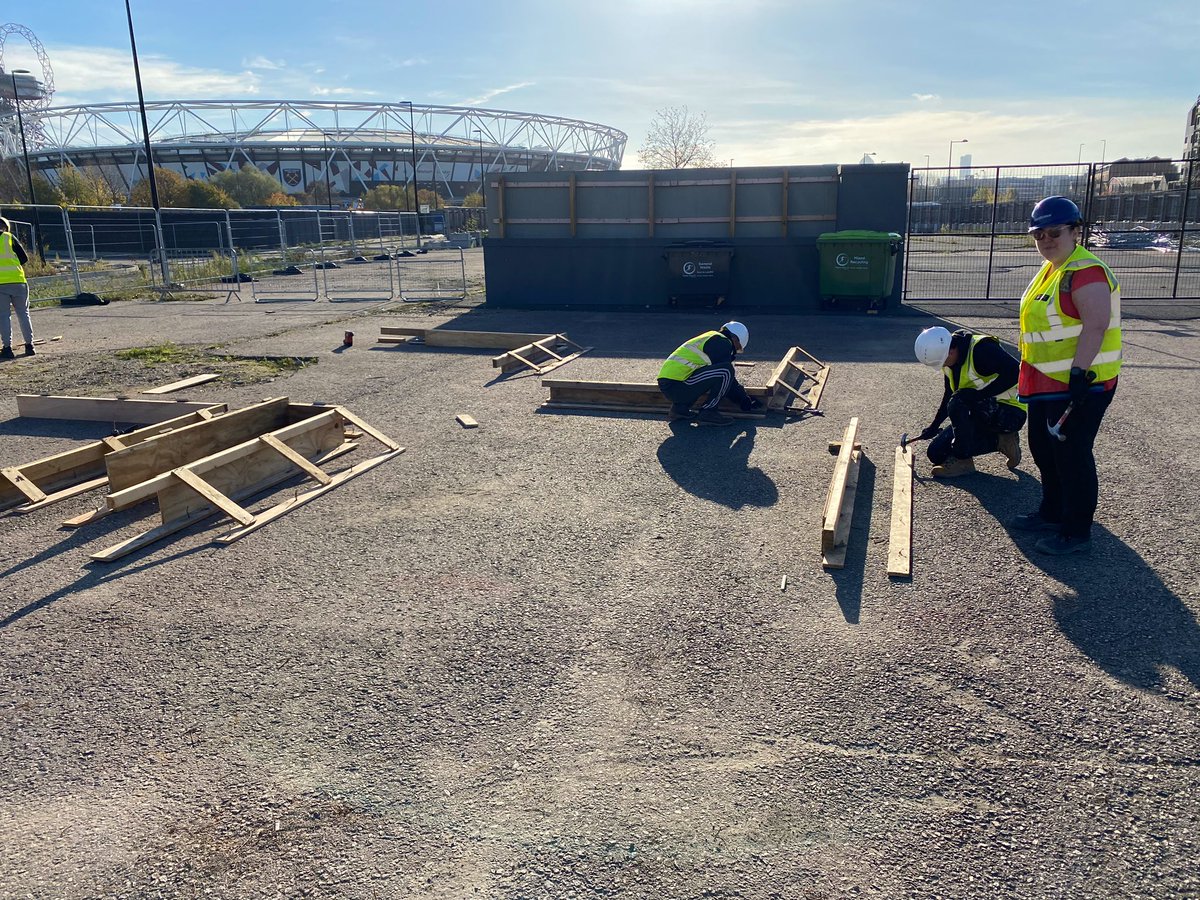 skillscentreltd's tweet photo. Here’s our formworks pre-apprenticeship learners in action at our Build East centre. 

❓Looking for a career in construction? 
❓Need help upskilling yourself in the industry?

💥 Get in touch- we can help you all the way! https://t.co/2oEJXCnODO